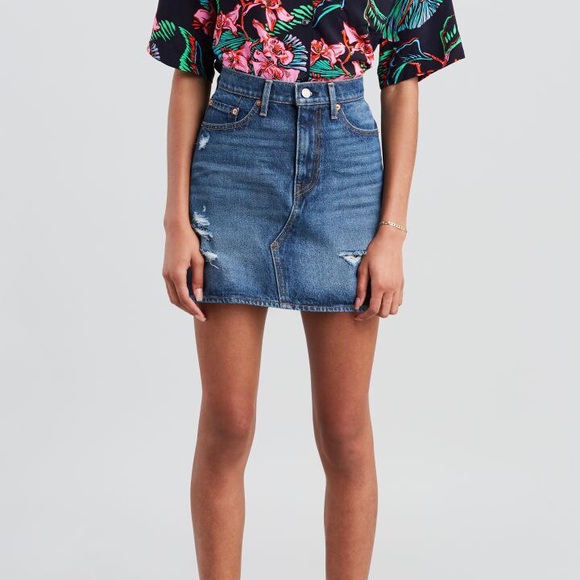 Levi's Dresses & Skirts - LEVI’S Women’s Deconstructed Denim Mini Skirt Size 28